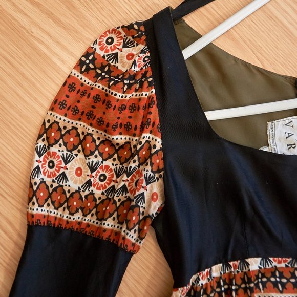 Vintage 60s Jean Varon Printed Maxi Babydoll Dress, Size XS, Made in England - Picture 5 of 10